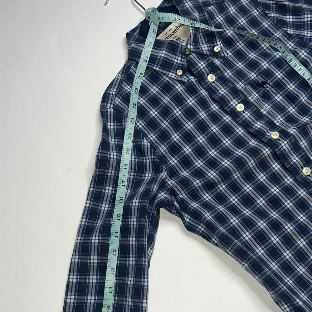 Abercrombie & Fitch stylish navy